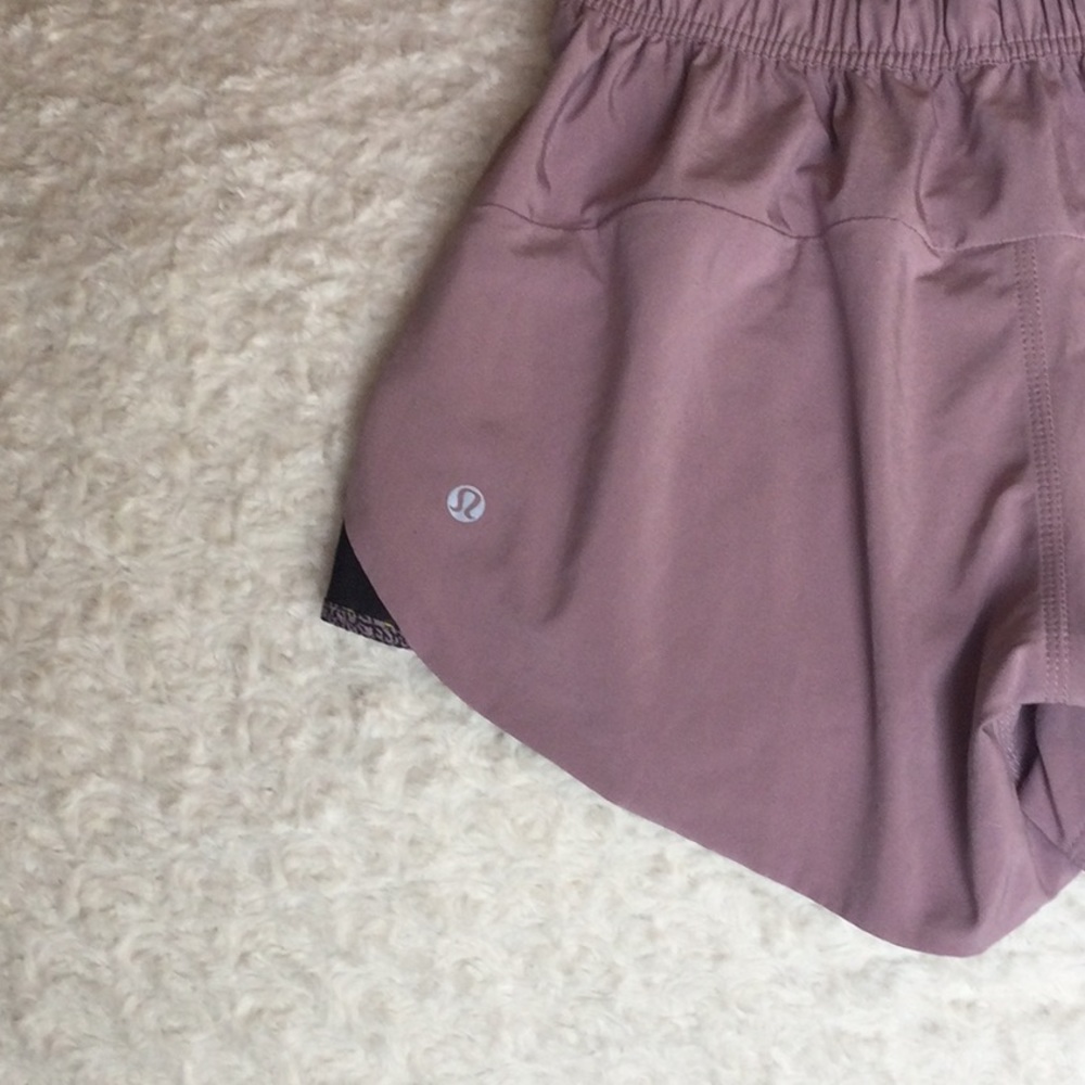 Like NEW! RARE!❤️LULULEMON Go the Distance short! - Picture 14 of 16